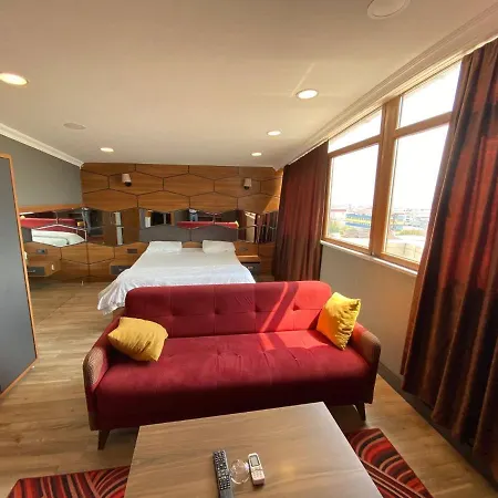 216 Hill Hotel 2*