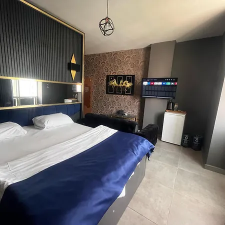 216 Hill Hotel 2*