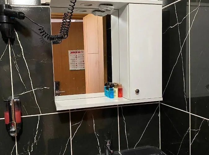 216 Hill 2* איסטמבול