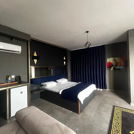 216 Hill Hotel 2*